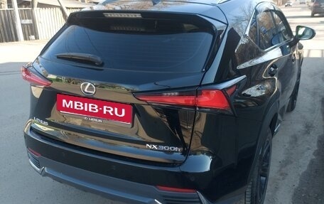 Lexus NX I, 2018 год, 3 920 000 рублей, 3 фотография