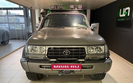 Toyota Land Cruiser 80 рестайлинг, 1995 год, 2 100 000 рублей, 2 фотография