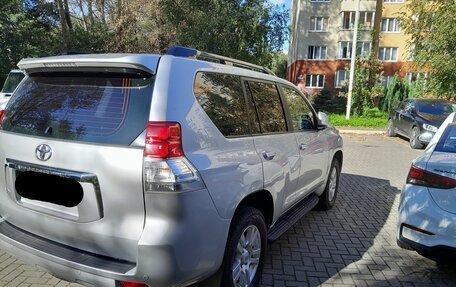 Toyota Land Cruiser Prado 150 рестайлинг 2, 2010 год, 3 500 000 рублей, 3 фотография