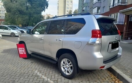 Toyota Land Cruiser Prado 150 рестайлинг 2, 2010 год, 3 500 000 рублей, 5 фотография