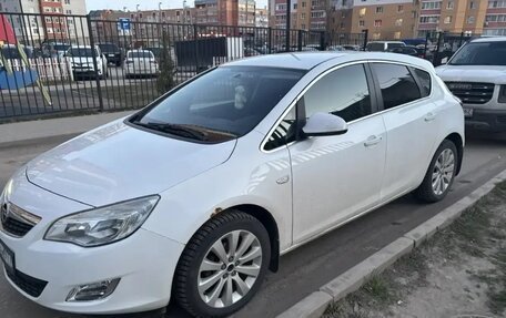 Opel Astra J, 2012 год, 690 000 рублей, 3 фотография