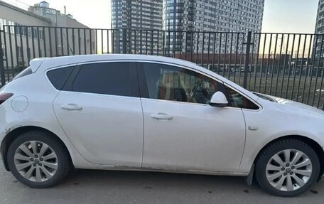 Opel Astra J, 2012 год, 690 000 рублей, 5 фотография