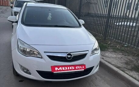 Opel Astra J, 2012 год, 690 000 рублей, 9 фотография
