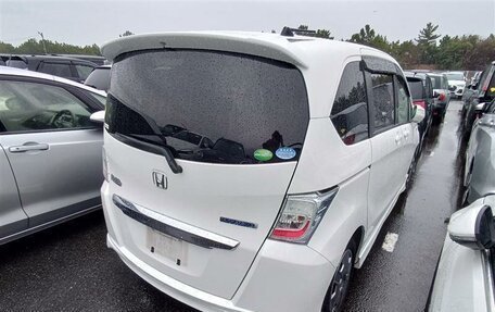 Honda Freed I, 2014 год, 800 000 рублей, 3 фотография