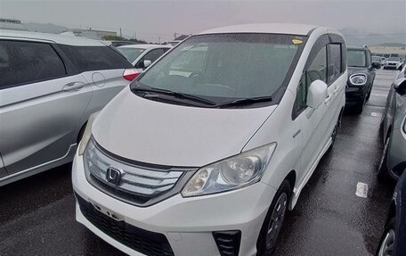 Honda Freed I, 2014 год, 800 000 рублей, 2 фотография