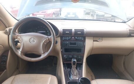 Mercedes-Benz C-Класс, 2004 год, 414 000 рублей, 9 фотография