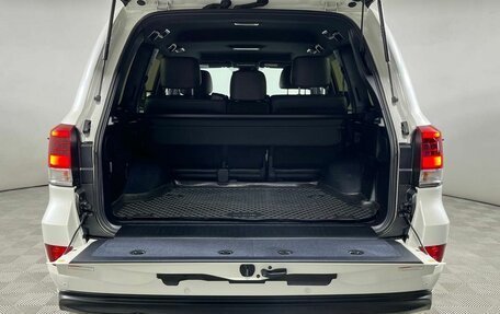 Toyota Land Cruiser 200, 2017 год, 7 399 000 рублей, 8 фотография