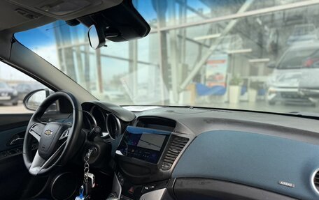 Chevrolet Cruze II, 2011 год, 749 000 рублей, 10 фотография