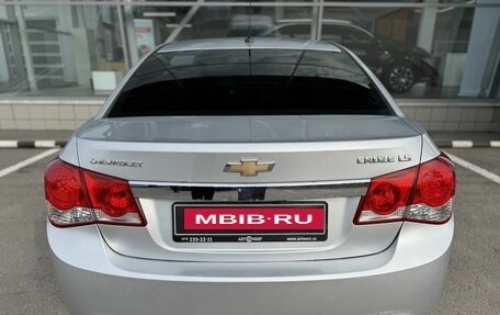 Chevrolet Cruze II, 2011 год, 749 000 рублей, 6 фотография