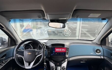 Chevrolet Cruze II, 2011 год, 749 000 рублей, 9 фотография