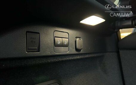 Lexus RX IV рестайлинг, 2025 год, 8 190 000 рублей, 29 фотография