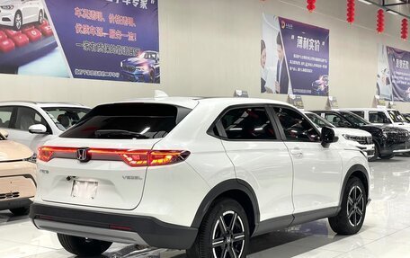 Honda Vezel, 2023 год, 2 110 000 рублей, 6 фотография