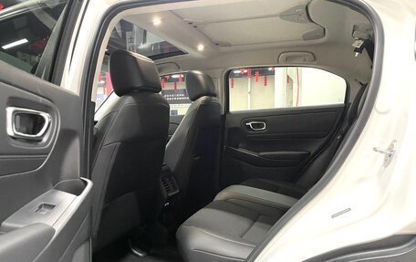 Honda Vezel, 2023 год, 2 110 000 рублей, 17 фотография