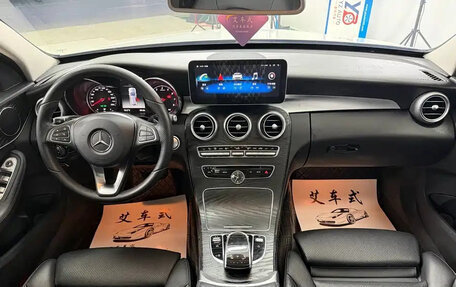 Mercedes-Benz C-Класс, 2018 год, 1 900 000 рублей, 11 фотография