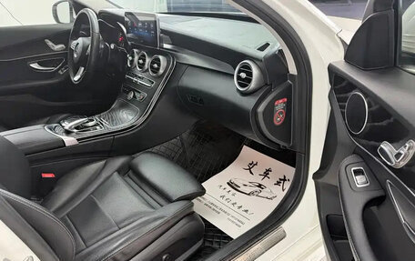 Mercedes-Benz C-Класс, 2018 год, 1 900 000 рублей, 8 фотография