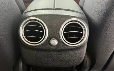 Mercedes-Benz C-Класс, 2018 год, 1 900 000 рублей, 10 фотография