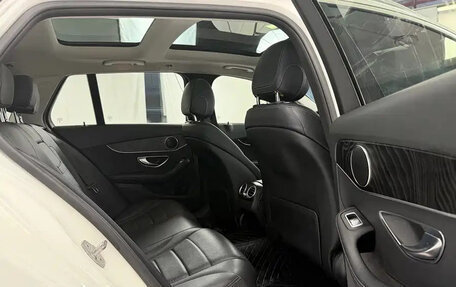 Mercedes-Benz C-Класс, 2018 год, 1 900 000 рублей, 9 фотография