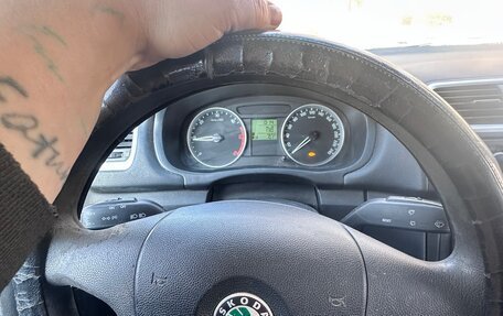 Skoda Fabia II, 2009 год, 310 000 рублей, 4 фотография