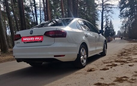 Volkswagen Jetta VI, 2017 год, 1 270 000 рублей, 2 фотография