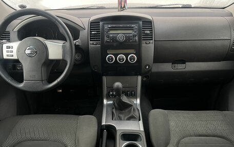 Nissan Pathfinder, 2011 год, 1 390 000 рублей, 16 фотография