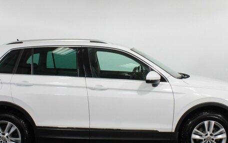 Volkswagen Tiguan II, 2021 год, 2 695 000 рублей, 5 фотография