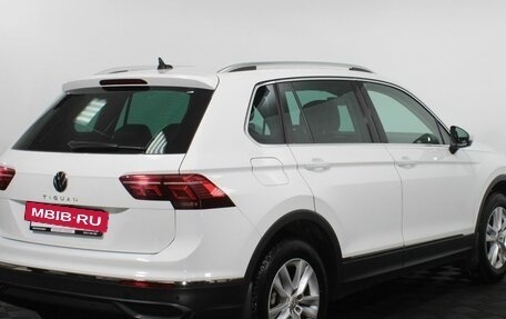 Volkswagen Tiguan II, 2021 год, 2 695 000 рублей, 6 фотография