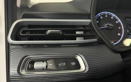 Geely Emgrand, 2024 год, 1 700 000 рублей, 9 фотография