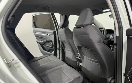 Geely Emgrand, 2024 год, 1 700 000 рублей, 13 фотография