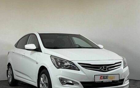 Hyundai Solaris II рестайлинг, 2015 год, 1 040 000 рублей, 3 фотография
