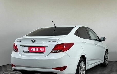 Hyundai Solaris II рестайлинг, 2015 год, 1 040 000 рублей, 4 фотография