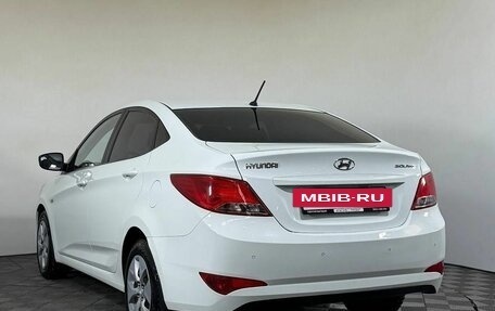 Hyundai Solaris II рестайлинг, 2015 год, 1 040 000 рублей, 6 фотография