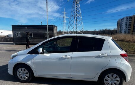 Toyota Vitz, 2012 год, 750 000 рублей, 4 фотография