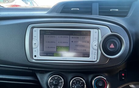 Toyota Vitz, 2012 год, 750 000 рублей, 11 фотография