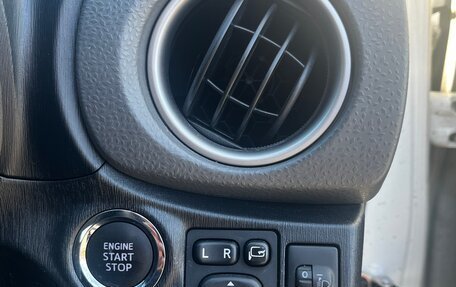 Toyota Vitz, 2012 год, 750 000 рублей, 10 фотография