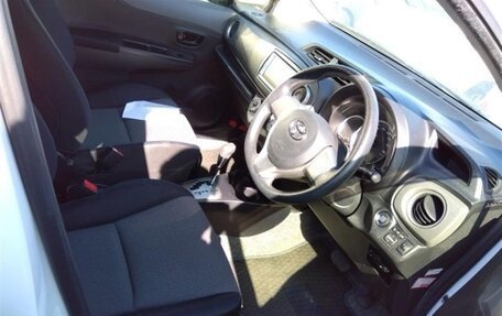 Toyota Vitz, 2012 год, 750 000 рублей, 15 фотография