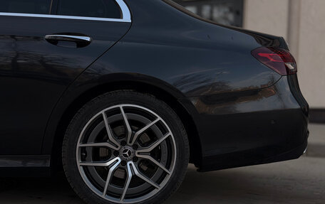 Mercedes-Benz E-Класс, 2020 год, 4 950 000 рублей, 5 фотография