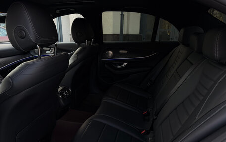 Mercedes-Benz E-Класс, 2020 год, 4 950 000 рублей, 6 фотография