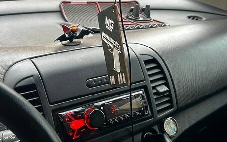 Nissan Micra III, 2004 год, 300 000 рублей, 10 фотография