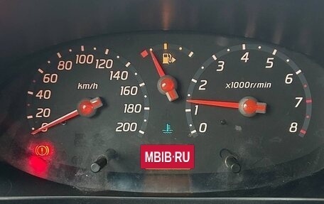 Nissan Micra III, 2004 год, 300 000 рублей, 11 фотография