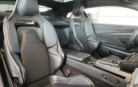 Aston Martin Vanquish, 2026 год, 50 500 000 рублей, 24 фотография