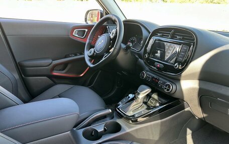 KIA Soul III, 2022 год, 2 400 000 рублей, 9 фотография