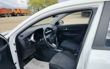 KIA Rio IV, 2020 год, 1 570 000 рублей, 8 фотография