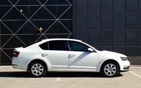 Skoda Octavia, 2017 год, 1 700 000 рублей, 8 фотография