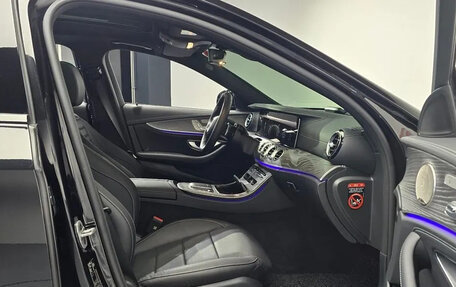 Mercedes-Benz E-Класс, 2023 год, 5 230 000 рублей, 9 фотография