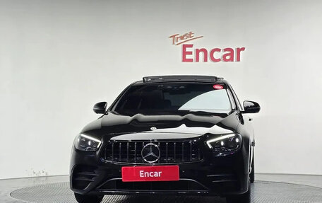 Mercedes-Benz E-Класс, 2023 год, 5 230 000 рублей, 2 фотография