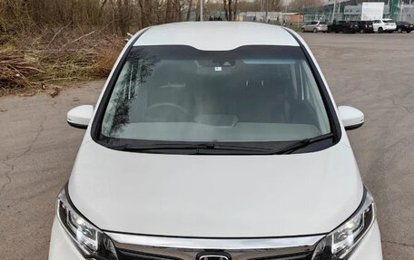 Honda Freed II, 2023 год, 1 590 000 рублей, 2 фотография