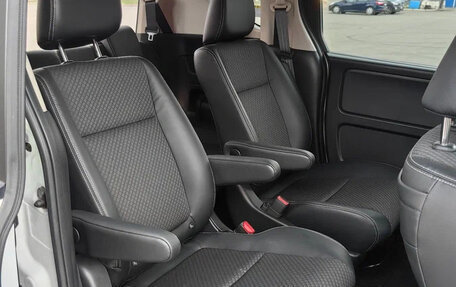 Honda Freed II, 2023 год, 1 590 000 рублей, 15 фотография