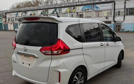 Honda Freed II, 2023 год, 1 590 000 рублей, 6 фотография
