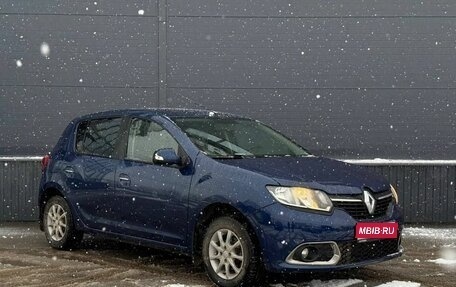 Renault Sandero II рестайлинг, 2016 год, 660 000 рублей, 1 фотография