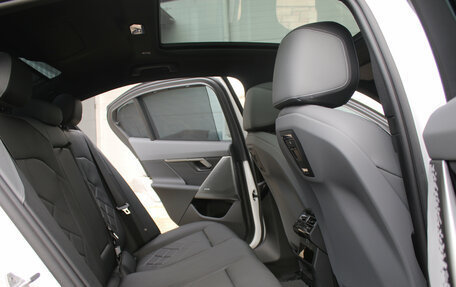 BMW 5 серия, 2025 год, 8 300 000 рублей, 9 фотография